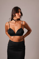 Top Cropped Acetinado Preto - TYNA - foto 6