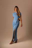 Vestido Midi Azul com Fenda Lateral - TYNA - foto 1