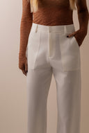 Calça Reta Alfaiataria Off White - TYNA - foto 4