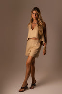 Blusa Linho Assimétrico Paçoca - TYNA - foto 2