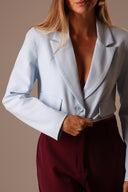 Blazer Alfaiataria Cropped Azul Sereno - TYNA - foto 4