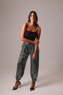Top Cropped Barbatana Preto - TYNA - foto 3