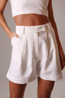 Bermuda Off White Alfaiataria - TYNA - foto 1